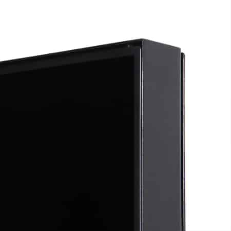 Smart Line Digitale Infostele – Eleganz trifft Funktionalität